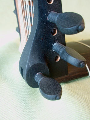 peg detail